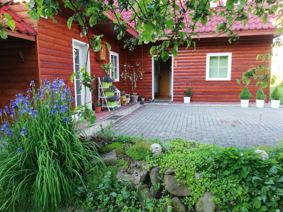 Chalupa Barborka Stara Bystrica Bagian luar foto